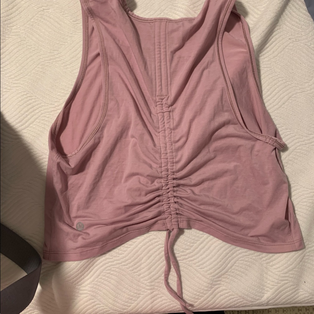 Cropped Lululemon Tank
